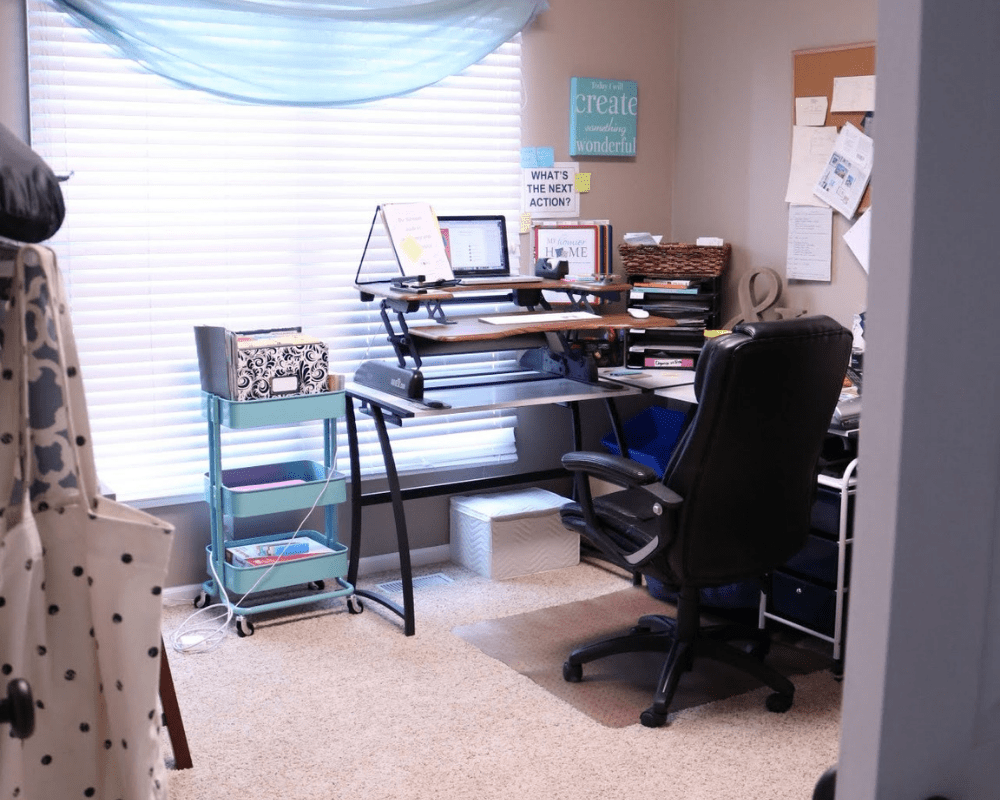 Looking for inspiration for your home office/craft room? My Home Office/Craft Room is complete! Come check out what I did in my final reveal, including a new light fixture, a statement ceiling, and all kinds of organization!