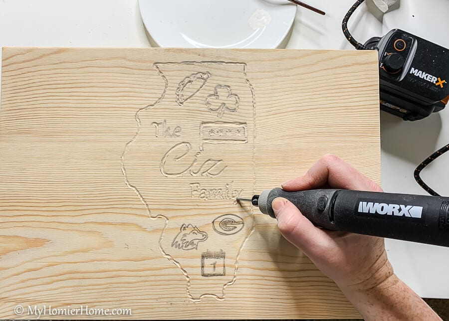 Use the MakerX tool to engrave your crest into the christmas eve box