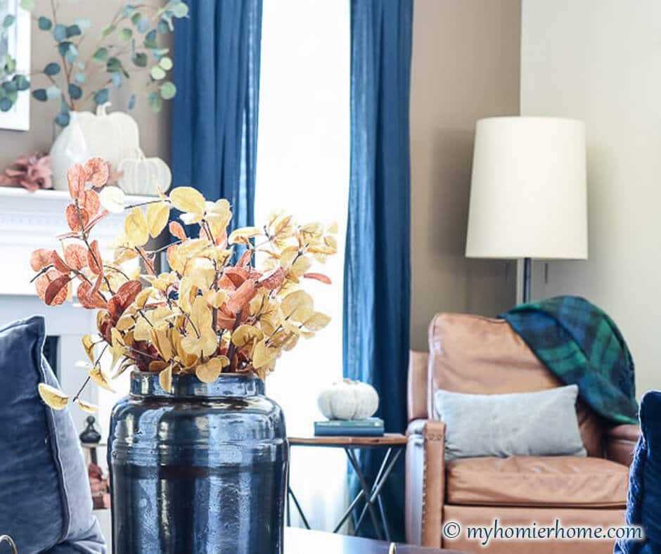 Inspiration for your fall home with my modern vintage fall home tour.