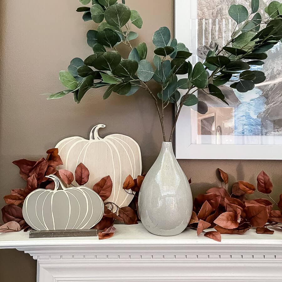 fall living room decor