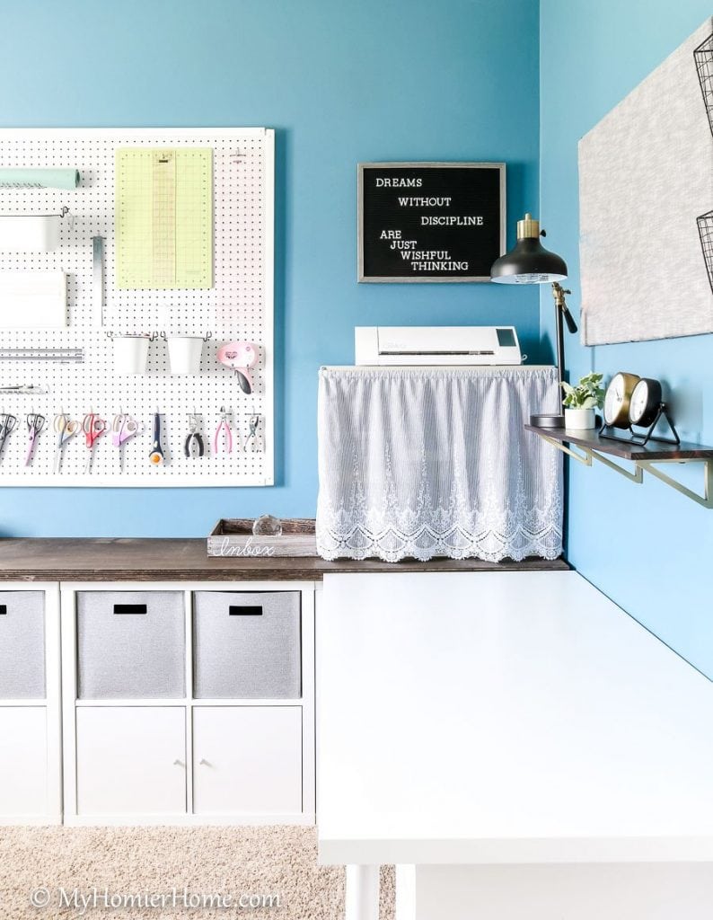 Looking for inspiration for your home office/craft room? My Home Office/Craft Room is complete! Come check out what I did in my final reveal, including a new light fixture, a statement ceiling, and all kinds of organization!