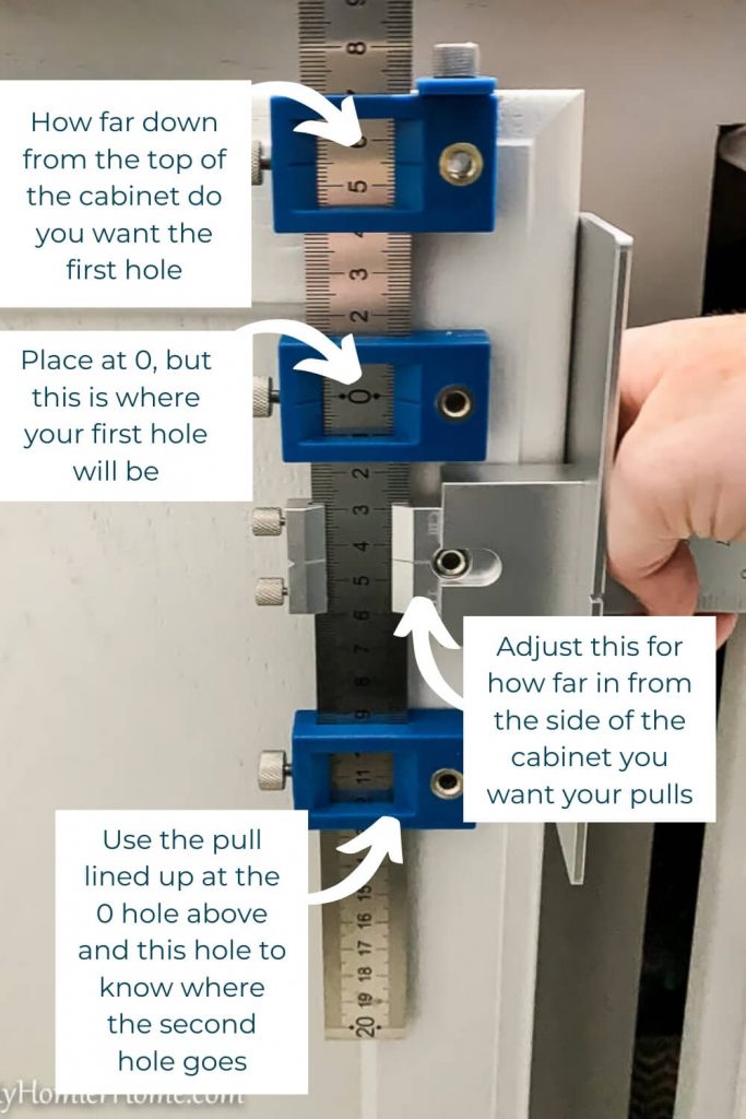 Cabinet hardware installing device on cabinet