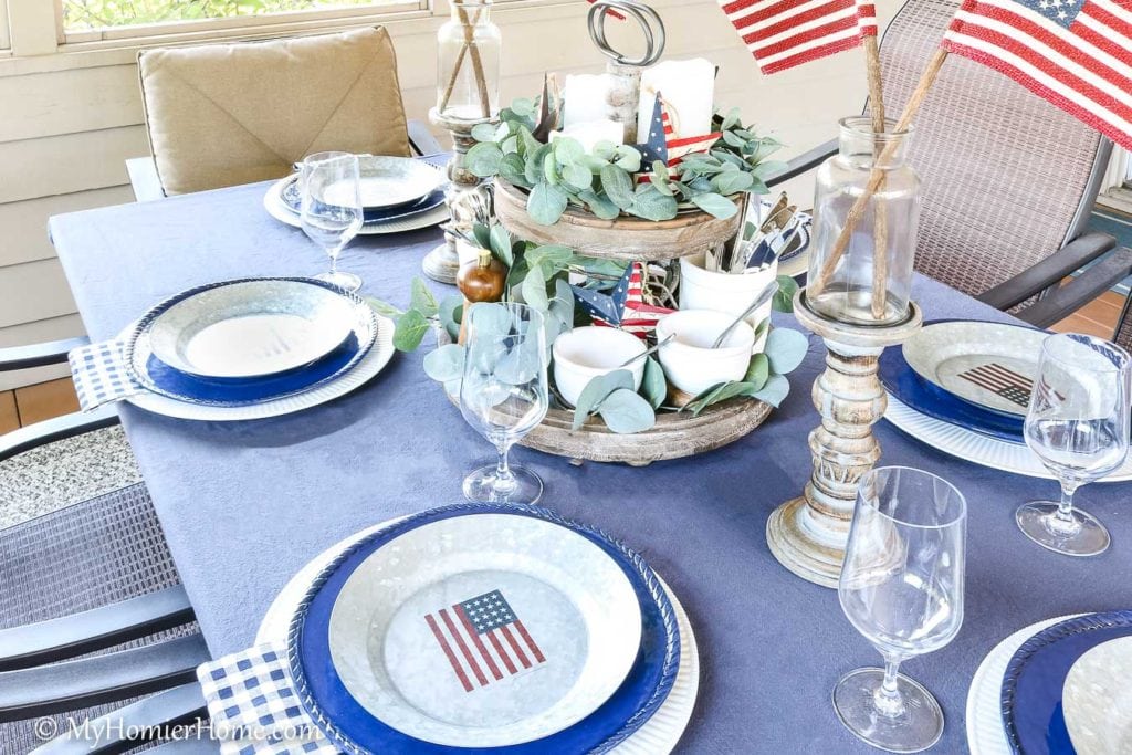 We love celebrating America, so if you are hosting a party or want some red, white, and blue vibes, check out my patriotic outdoor table decor!