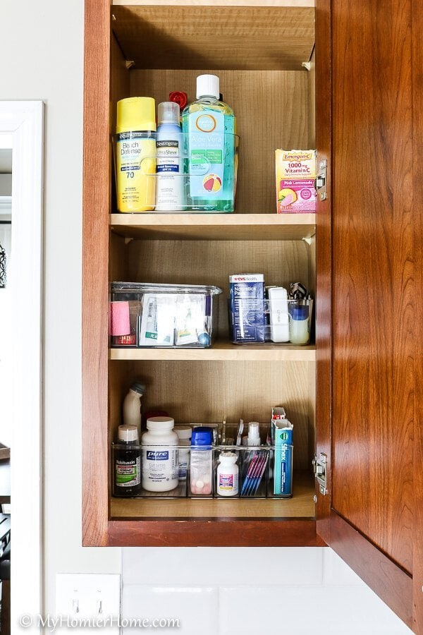 Working with a messy kitchen desk? These tips for kitchen desk organization will get from clutter to chaos-free organization for the quick win!