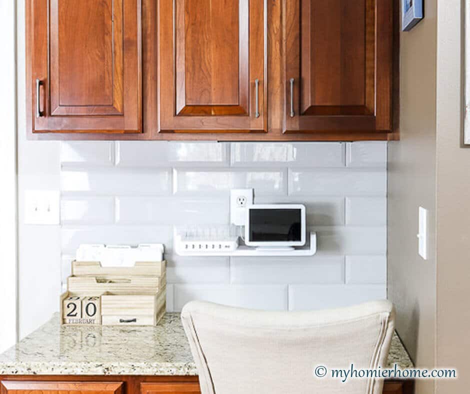 Working with a messy kitchen desk? These tips for kitchen desk organization will get from clutter to chaos-free organization for the quick win!