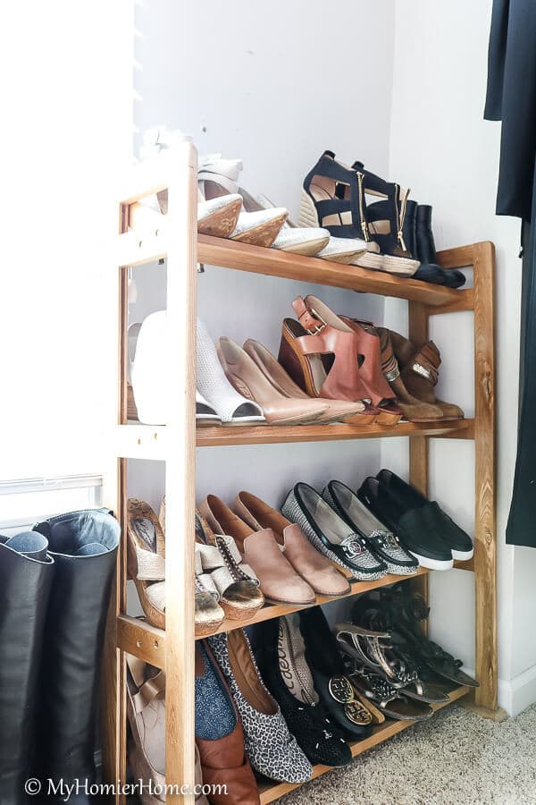 Shoes easily displayed.