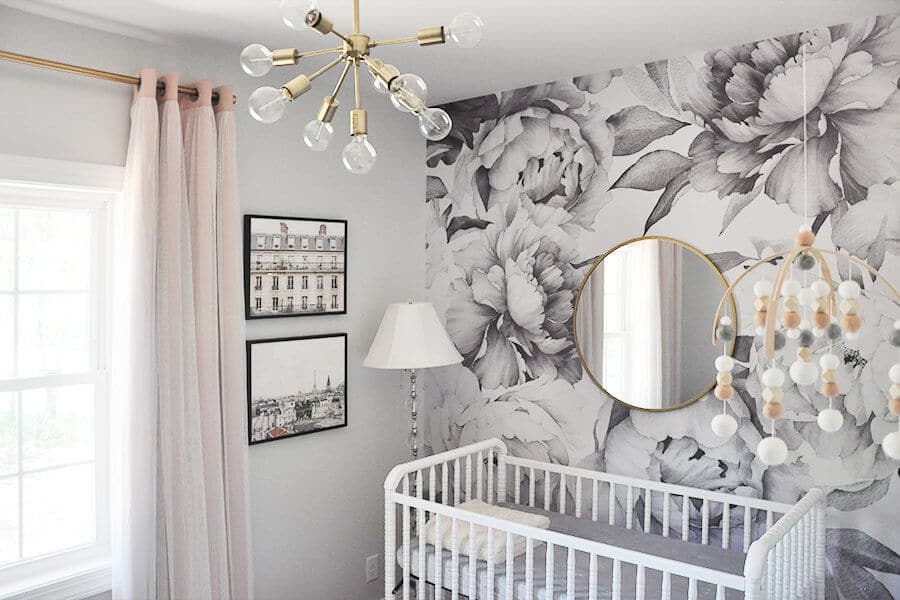 How adorable is this baby girl's nursery from foxyoxie.com?