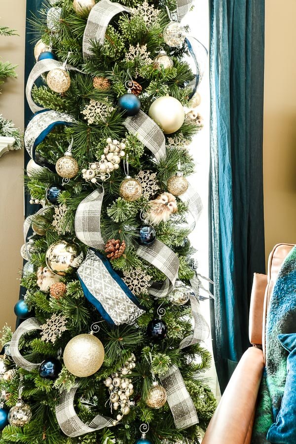 modern vintage christmas home tour  close up of tree