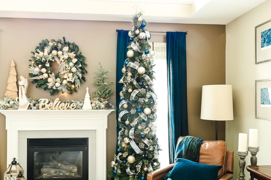 how to decorate a skinny tree