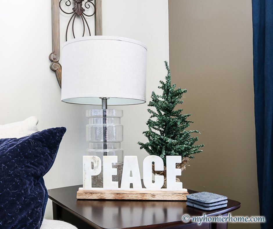 Tips for switching seasonal decor for a smooth transition.